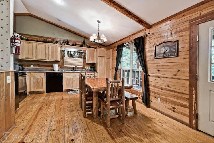יוריקה ספרינגס Secluded 2 Story Cabin Pool Wifi Smart Tvs מראה חיצוני תמונה